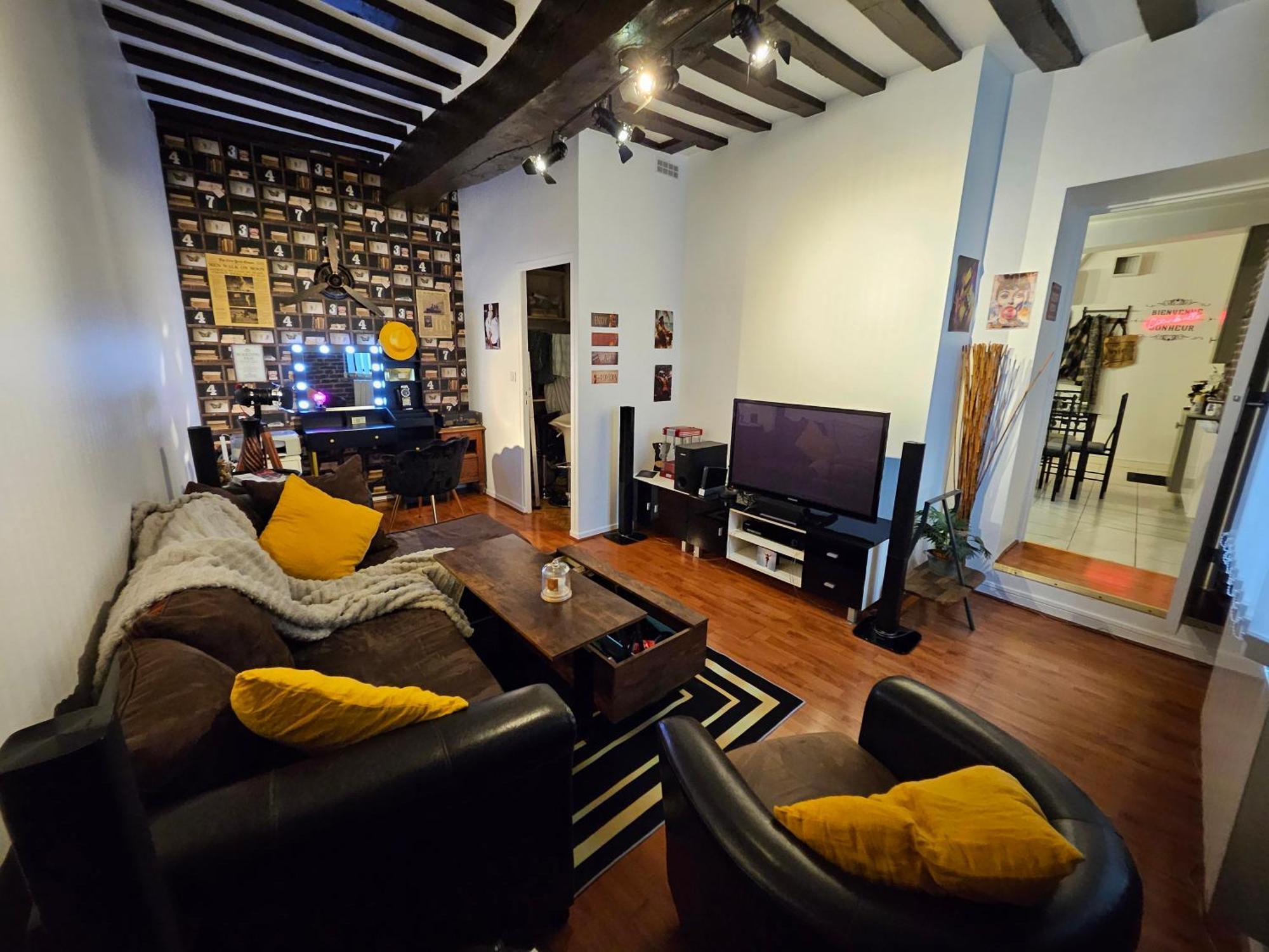 "Studio Cinema" Auxerre Bagian luar foto