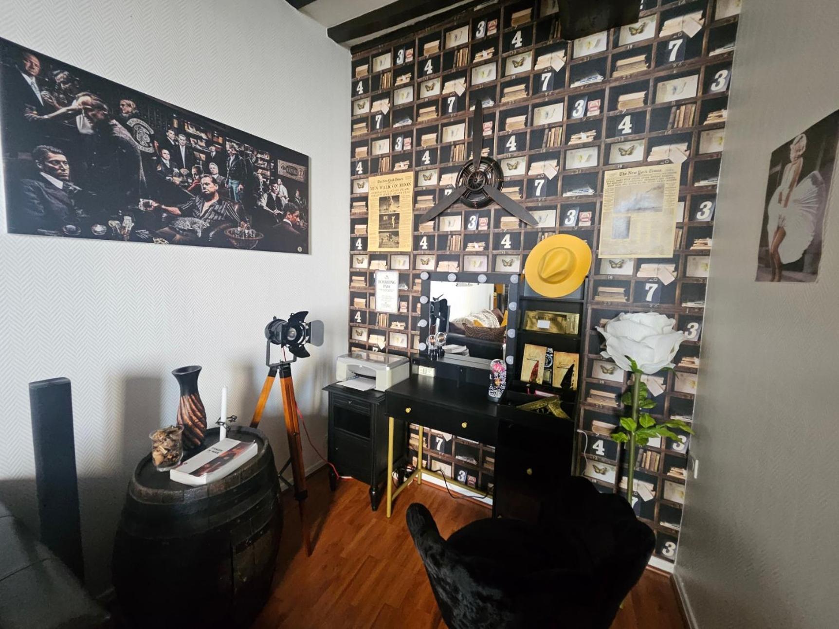 "Studio Cinema" Auxerre Bagian luar foto